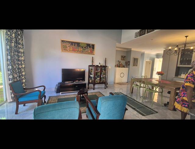 4 BEDROOM SIMPLEX FOR SALE IN KINDLEWOOD ESTATE